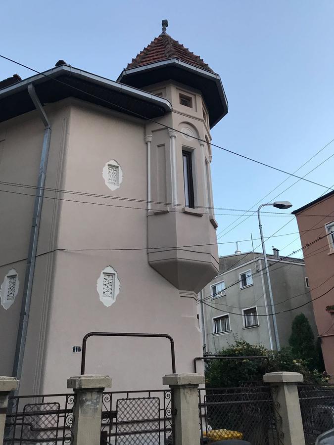 Metropole Apartments Invilla Old City Bucharest Exterior photo