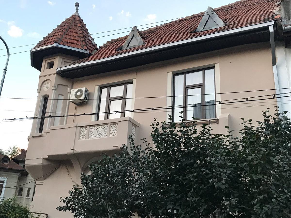 Metropole Apartments Invilla Old City Bucharest Exterior photo